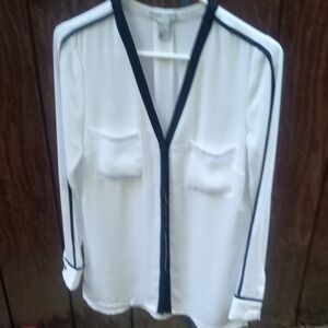 H&M White Blouse with Black Trim, Size 6 (US)